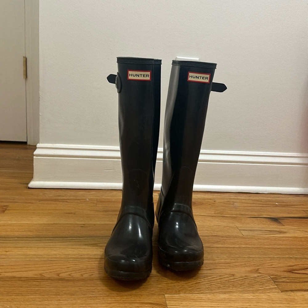 Hunter Boots Women’s Original Tall Gloss Rain Boots